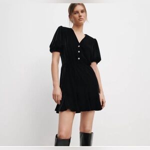 Zara Black Velvet Mini Dress NWT XS Puff Sleeve V Party Balletcore Whimsygoth